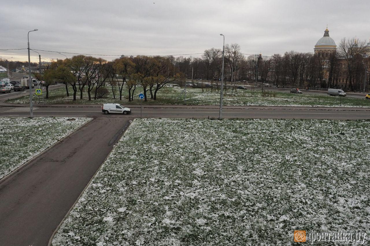 Синопская набережная возле моста Александра Невского